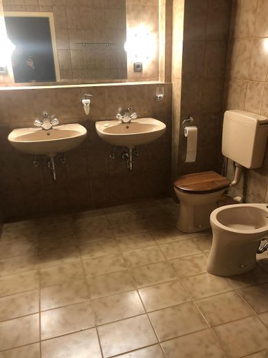 Schöne 3-Zimmerwohnung in zentraler Lage mit EBK – Foto 6