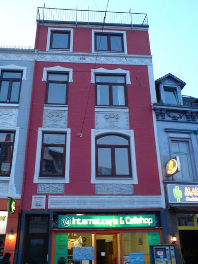 Residential and commercial building Vor dem Steintor from private owner – Fassade
