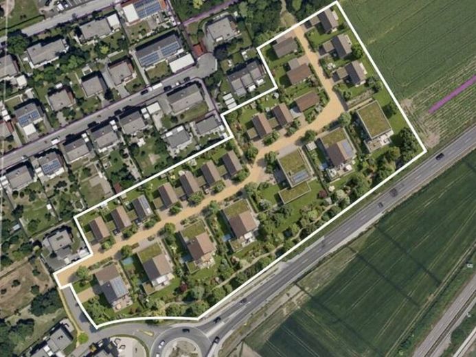 Ulm yakınlarında mahalle geliştirme projesi - 80 konut birimi için yapılaşmaya hazır arsa | Çok katlı konut inşaatı ve müstakil ev yapılaşmasının mükemmel sentezi – Fotoğraf 1