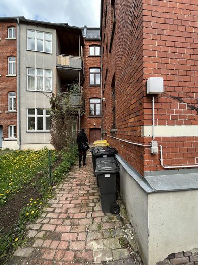 Tamamen kiralanmış konut ve iş binası, %8 getiriyle – Fotoğraf 7