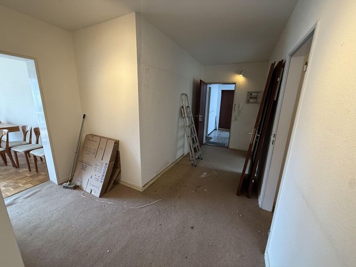 Investissement immobilier à Hambourg-Hummelsbüttel | Appartement loué de 2,5 pièces avec contrat de location indexé – Flur