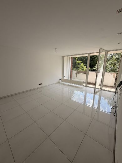 Zentrale Gehobene 4 Zimmer Wohnung – Foto 25