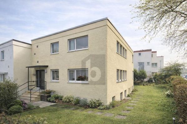 ERSTBEZUG NACH KERNSANIERUNG, AUCH ALS 2ER WG