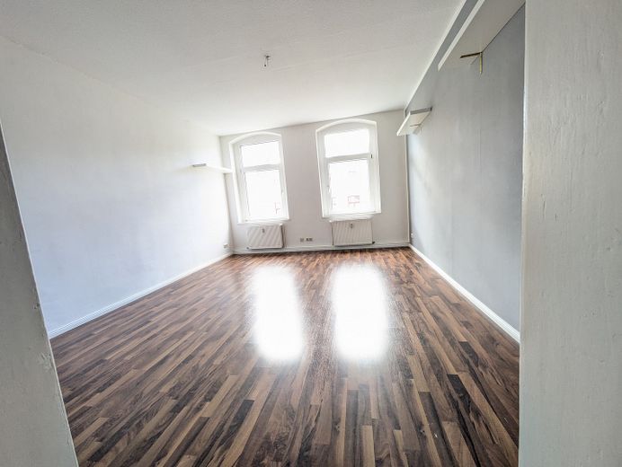 3-Raum Wohnung in Halle südl. Innenstadt Nähe Rannischer Platz – Wohnzimmer