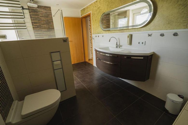 Top Lage, hochwertig ausgestattetes Einfamilienhaus von privat, provisionsfrei, ohne Makler – Foto 24