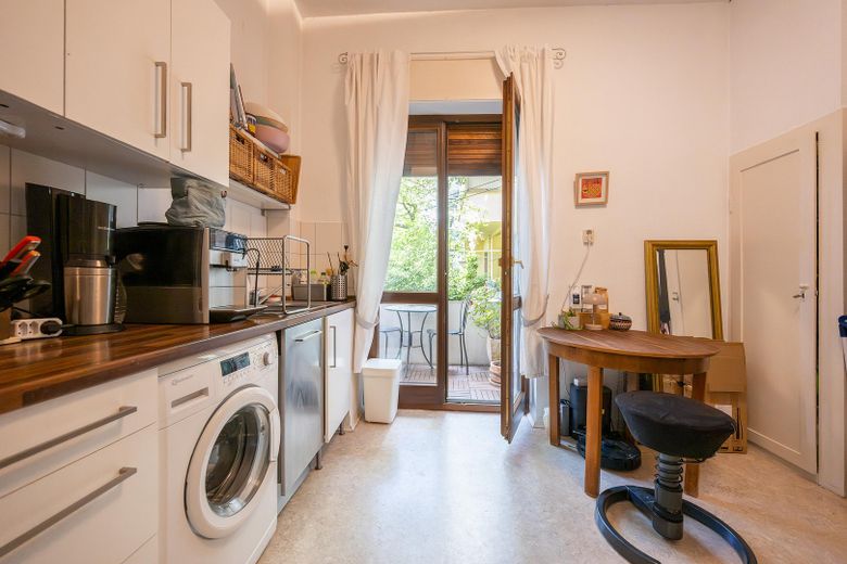 Bez prowizji! Urocze wynajęte 2-pokojowe mieszkanie w kamienicy (ok.51 m²)+balkon w Südweststadt – Küche