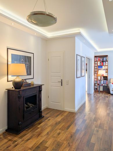 105m² klimatisierte Dachgeschosswohnung in Berlin-Friedenau – Flur