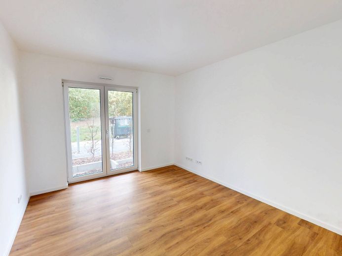 Lichtdurchflutete 3-Zimmer-Wohnung mit EINBAUKÜCHE, BALKON und 2 Bädern – Ansicht I: Schlafzimmer II