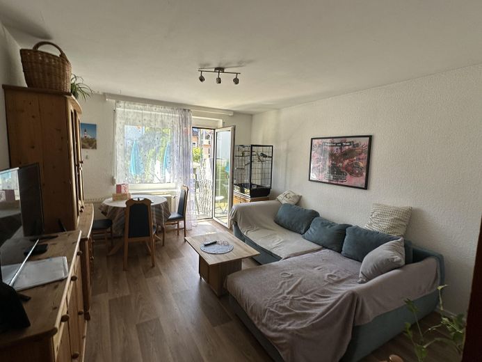 Kassel - Wehlheiden/Mitte: Tolle 3-ZKB-Wohnung mit Süd-Balkon! – Zimmer 1 mit Balkon