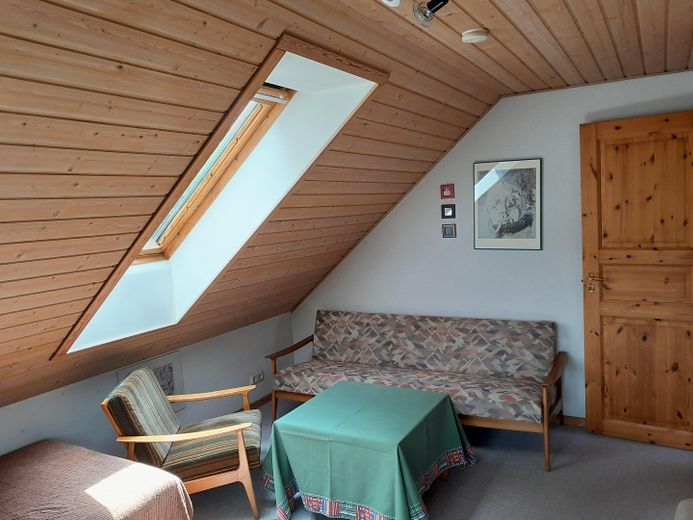 wolnostojący dom jednorodzinny z pięknym ogrodem – Kinderzimmer 1