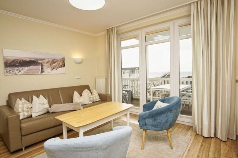 Beim Frühstückskaffee schon den Meerblick genießen – 3-Zimmer-Wohnung in allerbester Lage – Helles, maritimes Ambiente