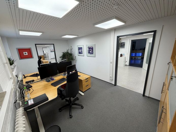 Selbstgenutzt oder vermietet - Gewerbeimmobilie in Coesfeld – Büro im EG