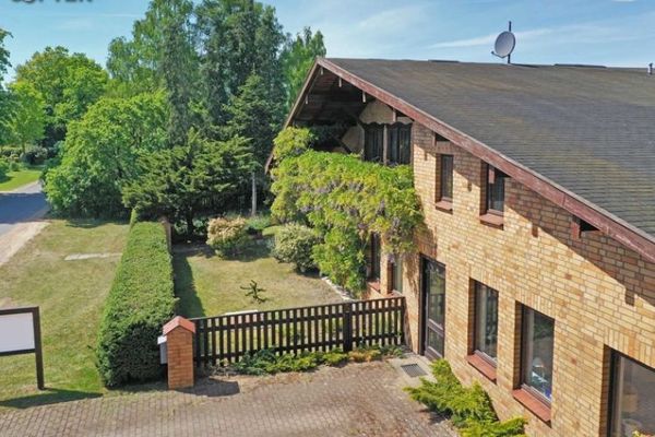 Schönster Platz für Handwerk und Wohnen - traumhaftes Landhaus in der Natur/Randlage Nähe Schwerin