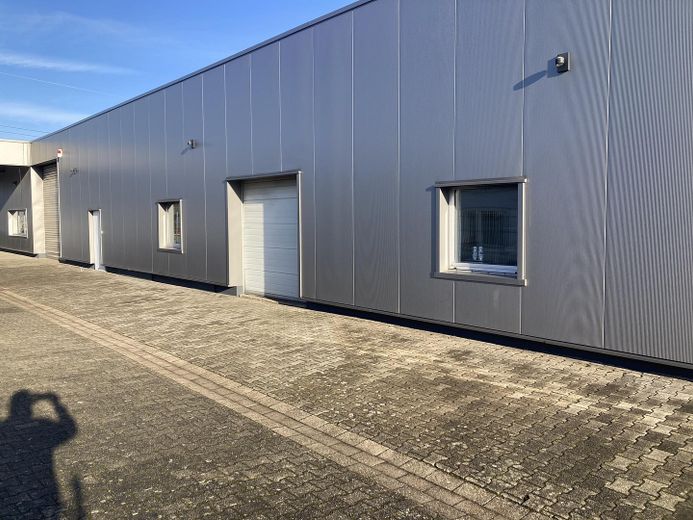 Gepflegte Produktionshalle Werkstatt Gewerbehalle Alsdorf – Foto 8