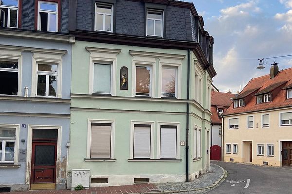 Bamberg'de 205 m²'lik 3 aileli ev