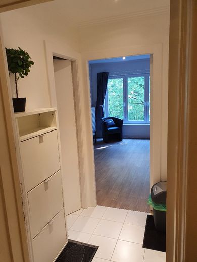 Möblierte 1 Zimmer Wohnung in Hamburg Winterhude, zentral, ab 01.09.2026 – Flur