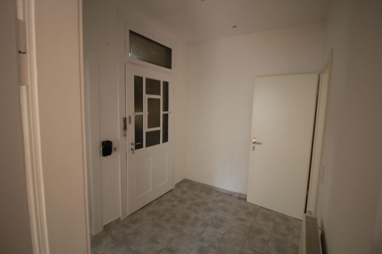 Frisch renovierte E.G Wohnung mit Balkon und Garten zur Mitnutzung – Foto 13