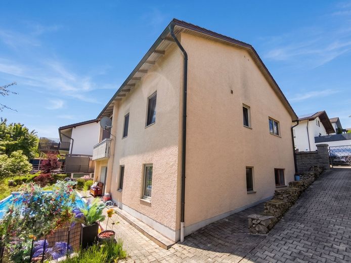 6-Zimmer-Einfamilienhaus in Ruderting mit Pool & Blick ins Grüne – Foto 5