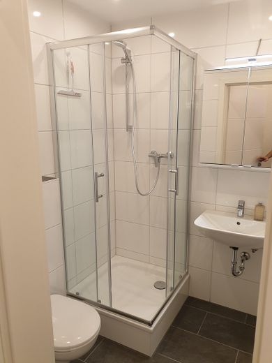 2. OG Bad 2 mit Dusche