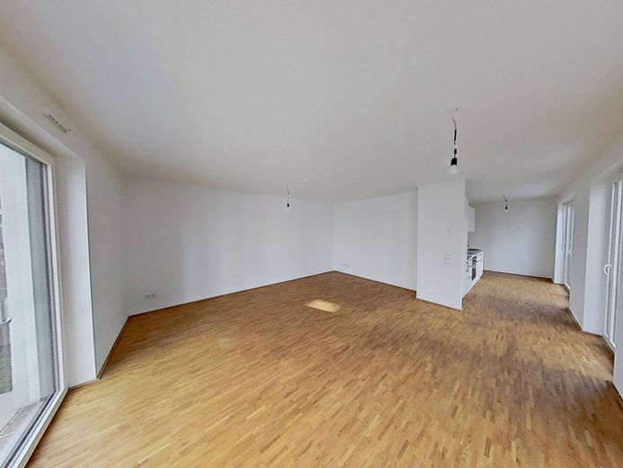 Stilvolle 2-Zimmer-Wohnung mit Balkon und EBK! – Foto 3