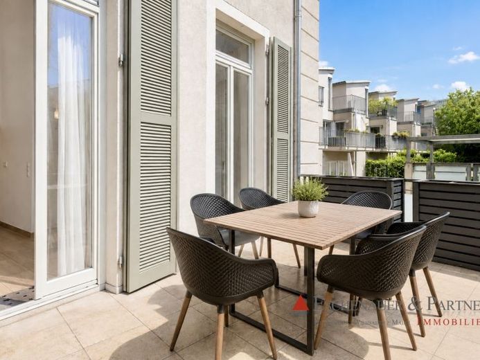 Exklusive Altbauwohnung in Toplage von Heidelberg-Bergheim – फोटो 1