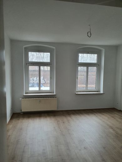 Voll vermietetes, attraktives,MFH mit 5 WE´s in Zentrumsnähe von Reichenbach – EG Wohnzimmer