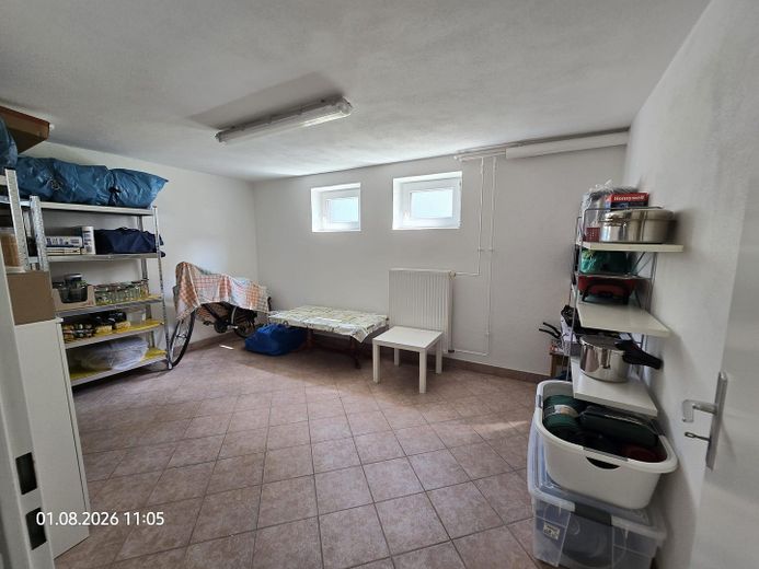 Casa unifamiliar bien cuidada con luminoso apartamento abuhardillado – Foto 21