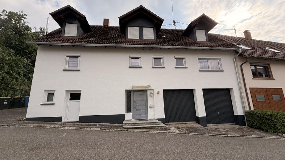 CASA DA SOGNO A GEISINGEN: 161 m² DI PIACERE ABITATIVO – OTTIMA EFFICIENZA ENERGETICA (CLASSE D) – 0% DI PROVVIGIONE! – Foto 1