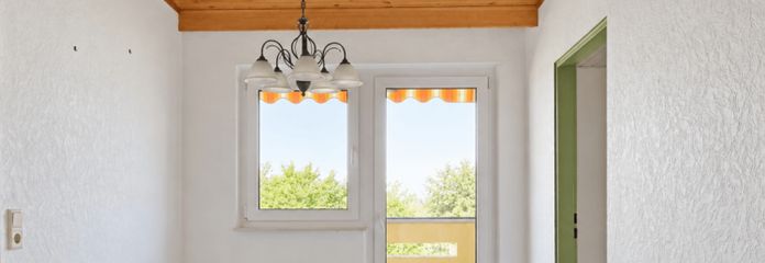 ac | सुव्यवस्थित बहु-परिवार वाले भवन में अच्छी तरह विभाजित 3-कमरों का अपार्टमेंट