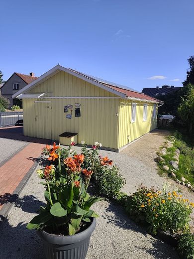 Einfamilienhaus Doppelgarage Schwedenhaus großes Grundstück – Foto 4
