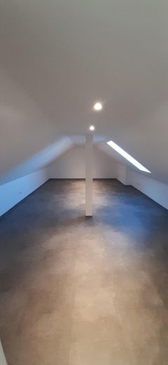 5-Zimmer Galeriewohnung, Penthaus klimatisiert mit Dachterrasse – Galeriezimmer