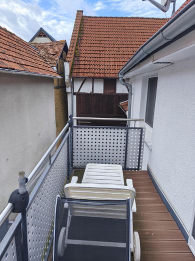 Na sprzedaż uroczy dom jednorodzinny ze stodołą i pomieszczeniami gospodarczymi w sercu 61239 Ober-Mörlen – Photo 18