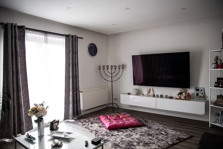 Moderne 3-Zimmer Eigentumswohnung mit Einbauküche & großem Balkon – Foto 3