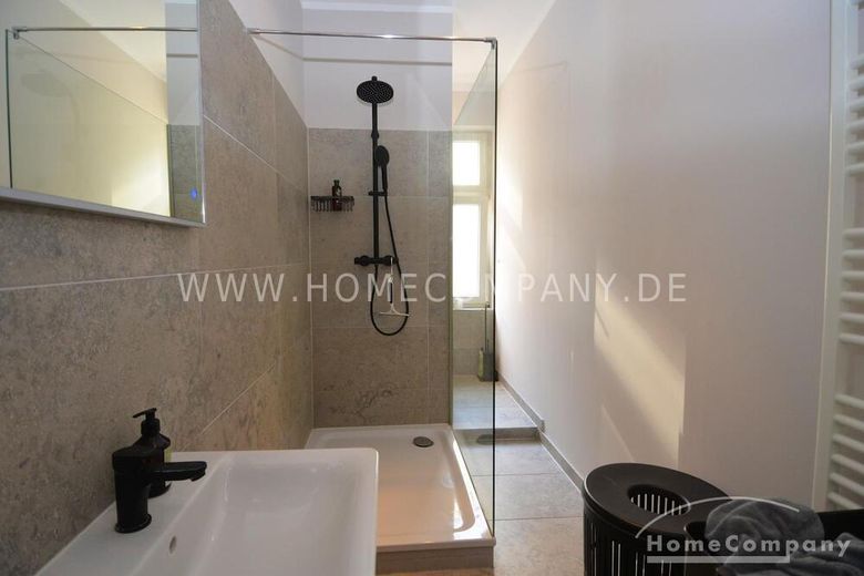 Schöne 3 Zi Wohnung Nähe Savignyplatz, mit Parkplatz und Fitnesstudio – efc09efeff95ec7480c650b97b11439fbdc68f71.jpg