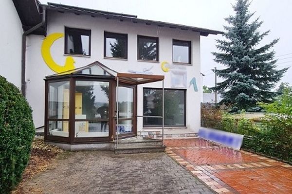 Einfamilienhaus in Randlage AE
