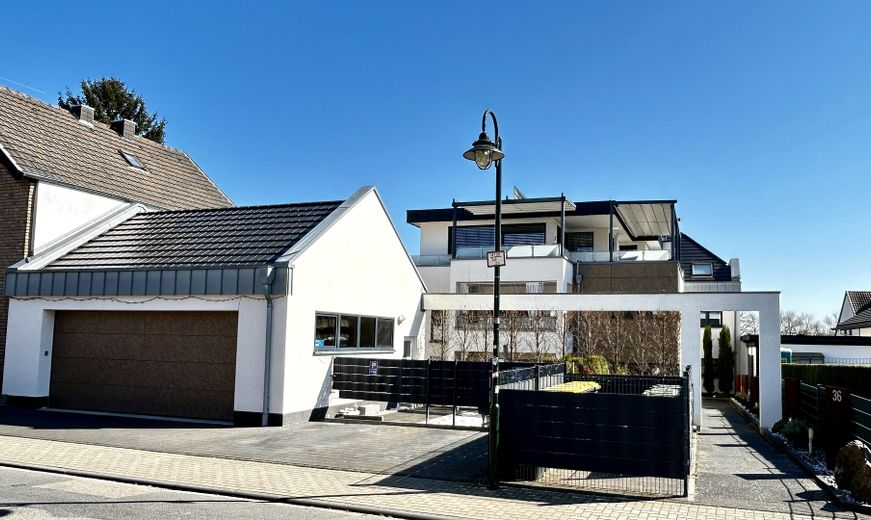 Straßenansicht