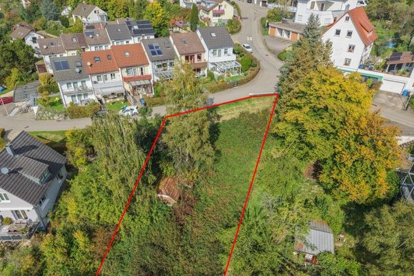 Sonnengrundstück mit Aussicht in ruhigem und bevorzugtem Wohngebiet zu verkaufen!