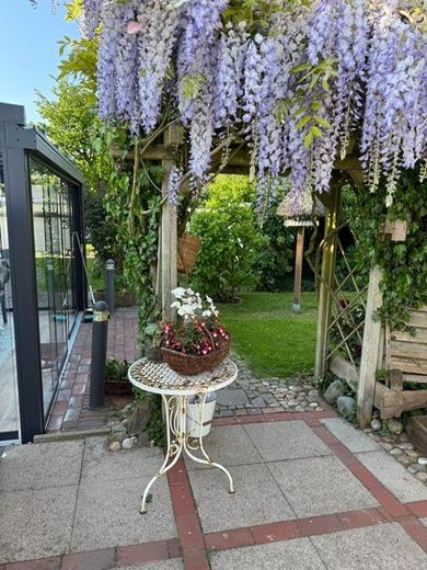Exclusive country house near Sylt with ambiance & flair – Garten