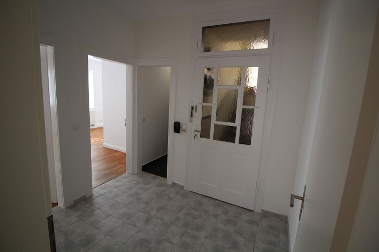 Frisch renovierte E.G Wohnung mit Balkon und Garten zur Mitnutzung – Foto 26