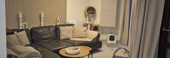 Charmant duplex de 3 pièces avec terrasse ensoleillée – sans commission à Ramersdorf-Perlach – Wohnzimmer