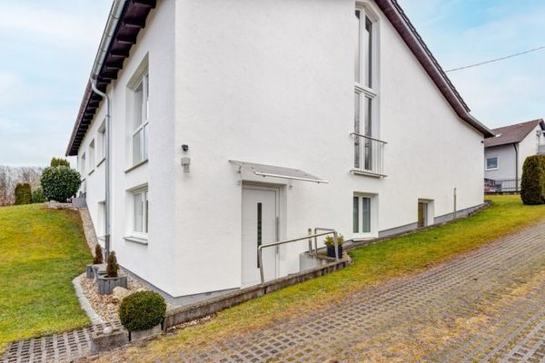 Wohnen, Arbeiten, Vermieten: Flexibles Raumwunder mit Anbau!
