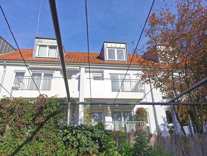 Familienfreundliche 4‑Zi‑Maisonette mit EBK & Balkon – Außenansicht