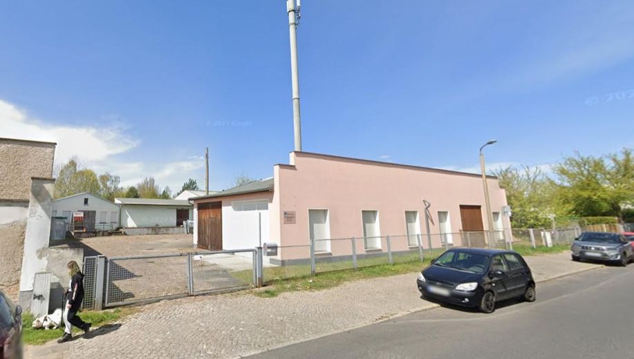 1500 m² Gewerbegrundstück, Halle, Lager und Bürofläche – Foto 1