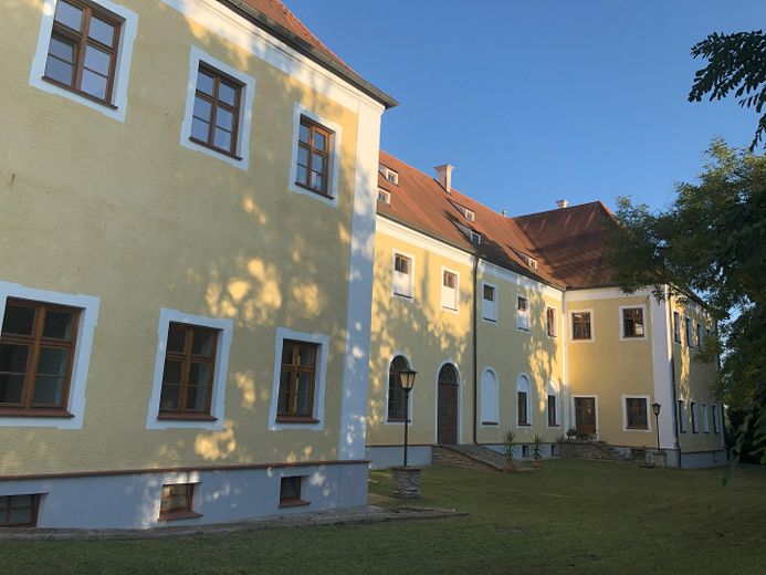 Hausansicht-Garten