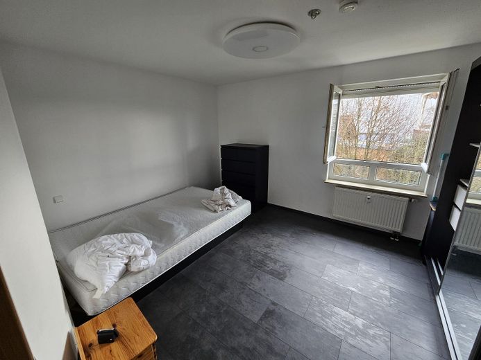 Attraktive 2-Zimmer-Wohnung mit Balkon & TG-Stellplatz in Bildechingen – Schlafzimmer3