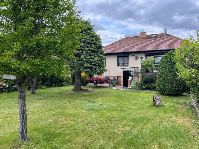 Einfamilienhaus in attraktiver Lage von Berlin-Hohenschönhausen – Haus Rückansicht
