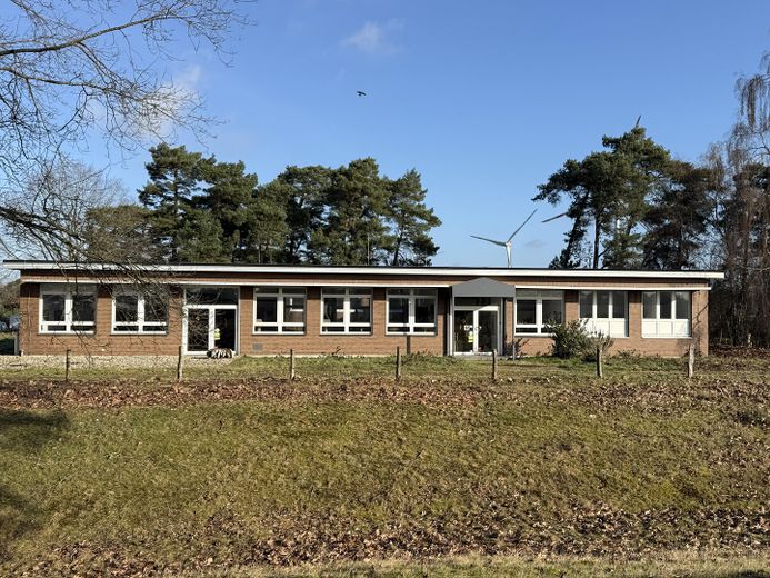 Imposante Rarität Massive Gewerbehalle in Ehemaligen Kasernegelände – Foto 31