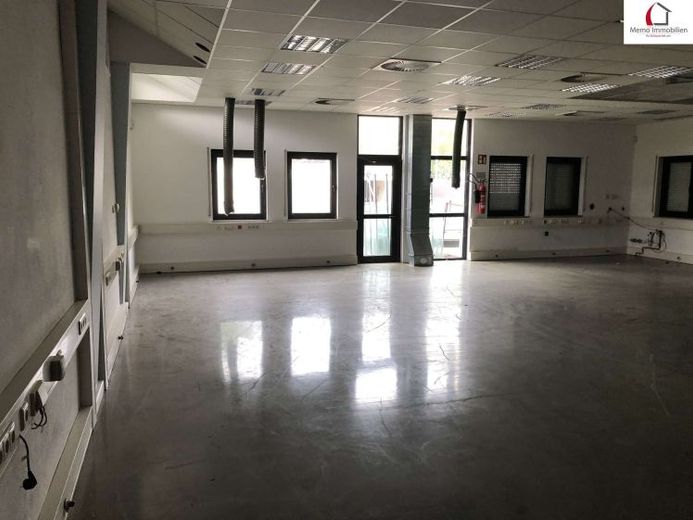 WOHNEN UND ARBEITEN UNTER GLEICHEM DACH; WERKSTATT ODER LAGERHALLE IN STUTENSEE – Foto 1