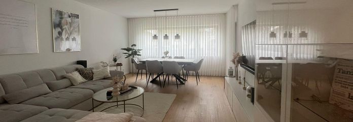 Attraktive 3 Zimmer-Wohnung in Göppingen-Haier. Hochwertig saniert- Garage inklusive – Wohnzimmer