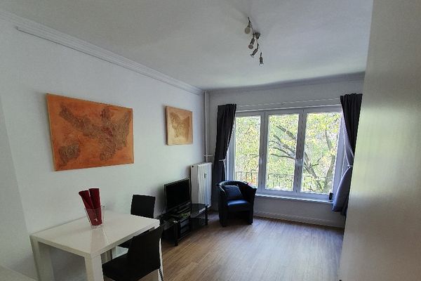 Umeblowane mieszkanie 1-pokojowe w Hamburgu-Winterhude, centralnie położone, od 01.09.2026